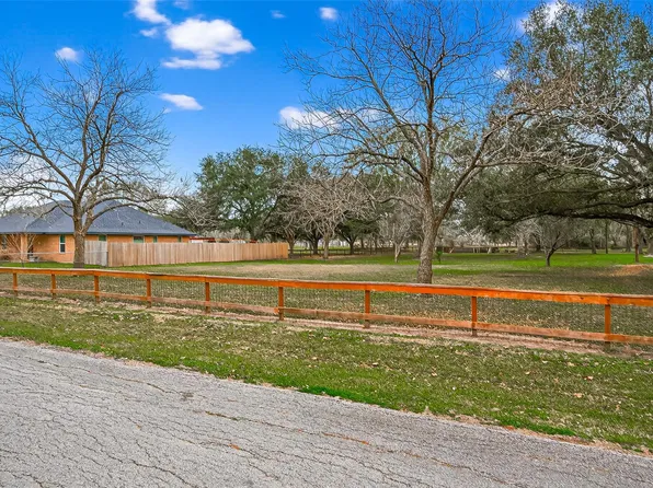 0 Church St, Needville, TX 77461