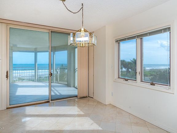 5th image of 3223 S Atlantic Ave APT 306