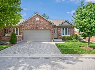 43 Capulet Walk #11, London, ON N6H 5V4