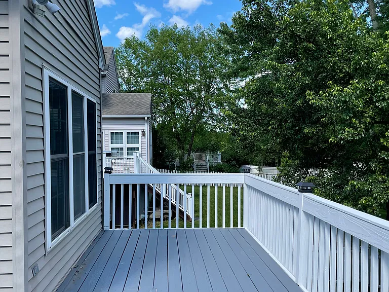21 Stapleton Ct — Photo 24
