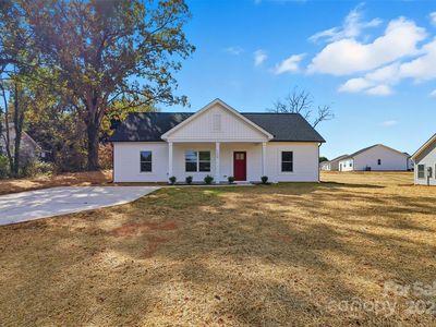 126 N Main St, Granite Falls, NC, 28630