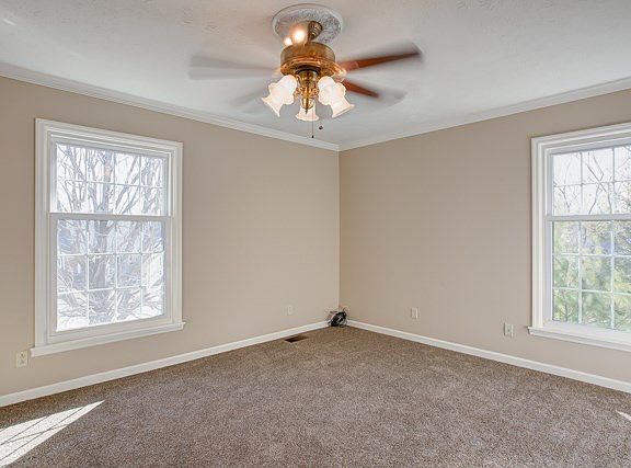 2nd image of 3300 Wilson Ln