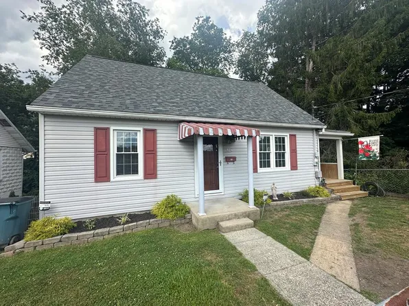 124 Clayton Ave, Beckley, WV 25801