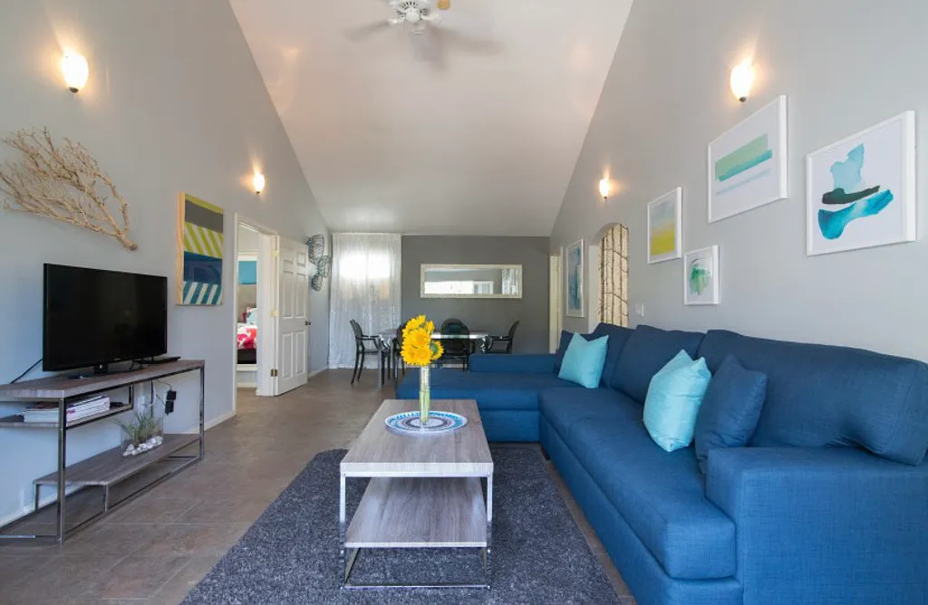 1 bed, 1.0 bath, $5,125 — Photo 1