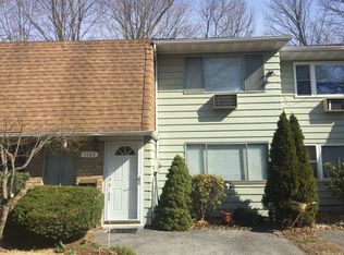1126 Stonegate Rd, Shrub Oak, NY 10588