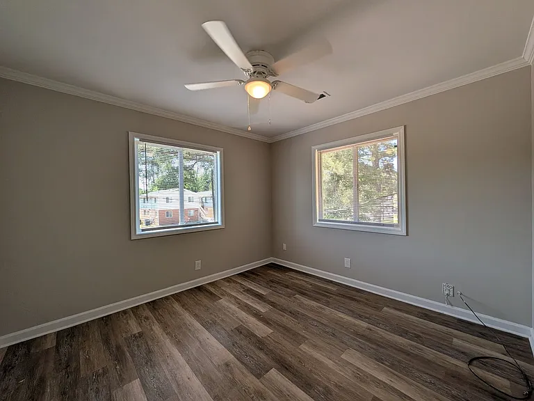567 Dacian Rd — Photo 8