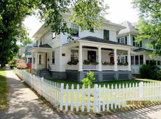 7 Pinnacle Rd, Rochester, NY 14620