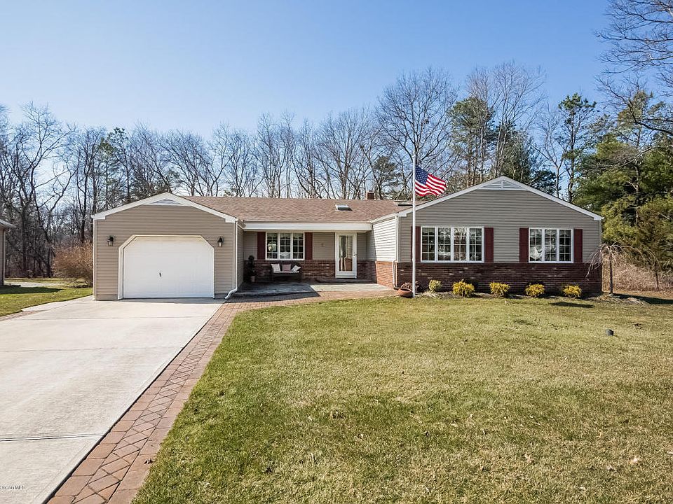 1st image of 56 Buckingham Dr