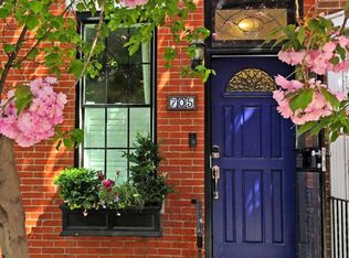 705 Fulton St, Philadelphia, PA 19147
