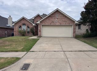 5329 Warm Springs Trl, Fort Worth, TX 76137