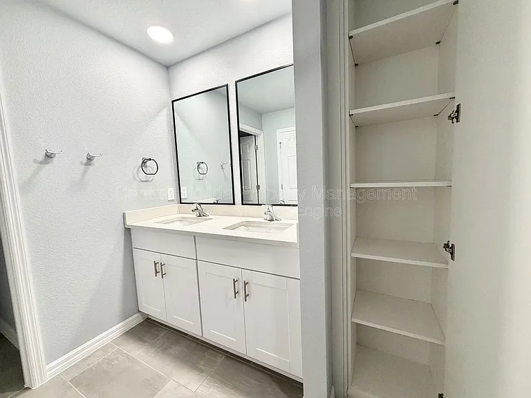 2586 Sweet Viburnum Way — Photo 18