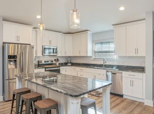 8321 Randall Dr, Navarre, FL 32566