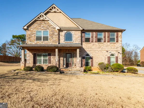 104 Shimmering Waters Ln, Fayetteville, GA 30214