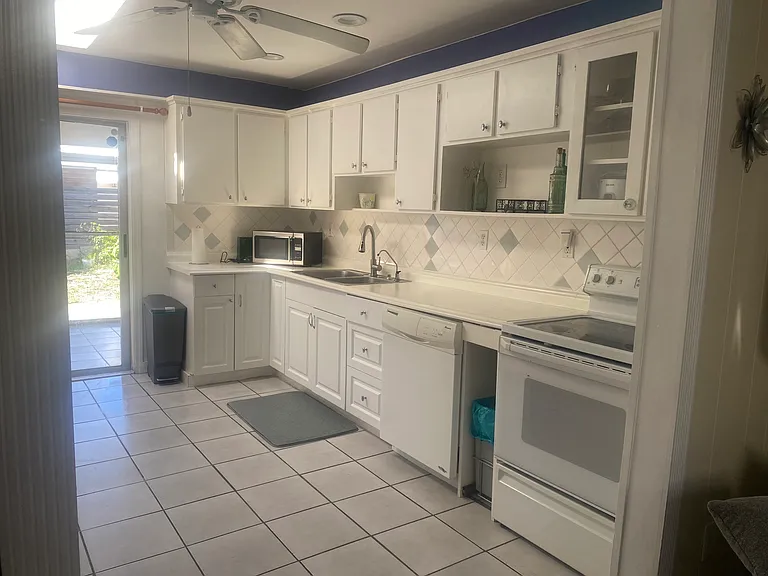 113 Palomino Cir — Photo 5