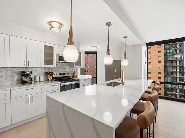 1625 Larimer St #1001 — Photo 38