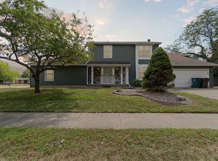 2826 Staten Ave, Lansing, MI 48910