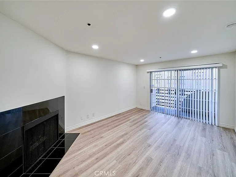 345 S Alexandria Ave #212 — Photo 13