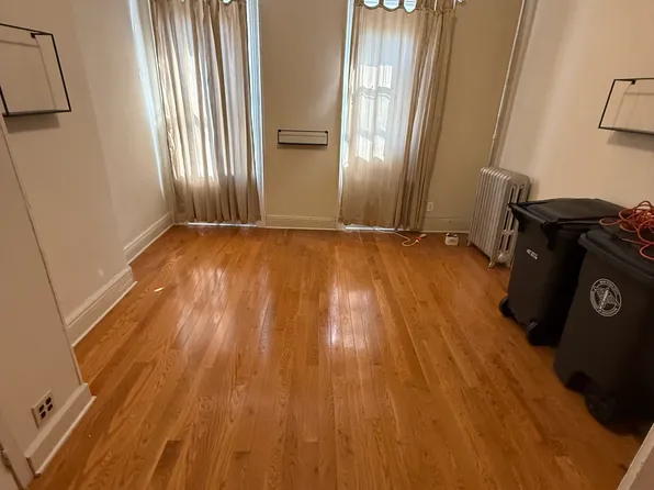 1655 Lincoln Place image 11 of 17