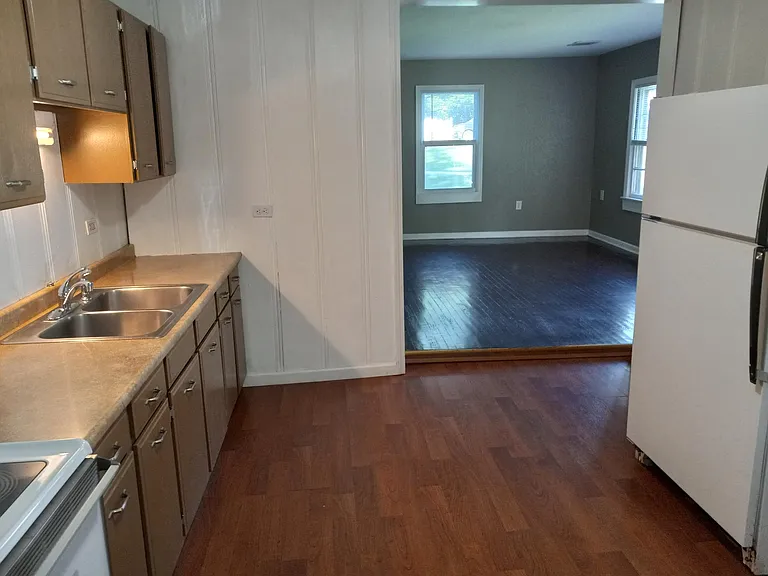 316 Vine St — Photo 8