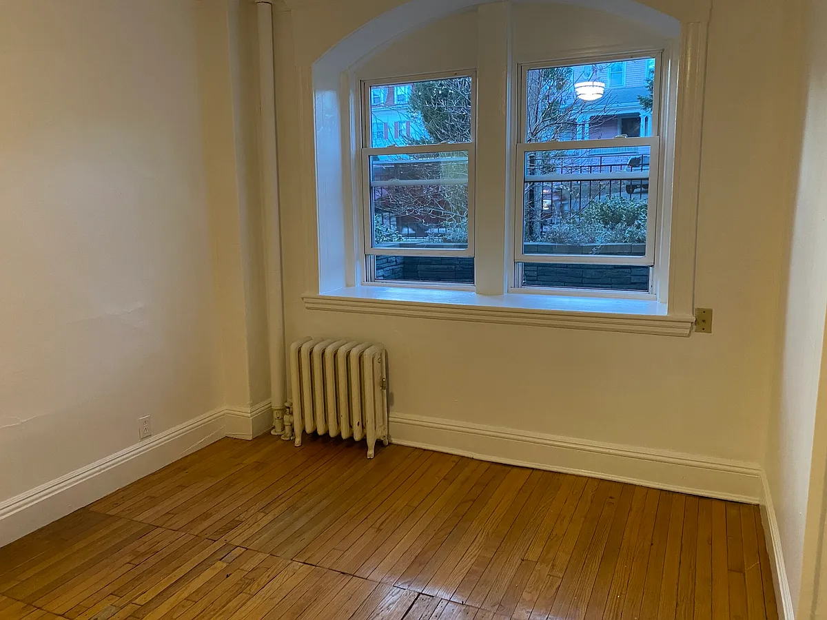 Building Photo - 475 Highland Ave #1