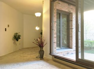 1818 E Shorewood Blvd UNIT 106, Shorewood, WI 53211
