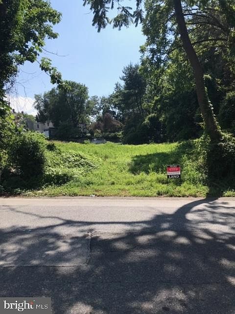 1st image of N Sycamore Ave
