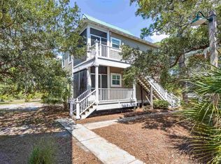 Purple Parrot, Pensacola, FL 32507