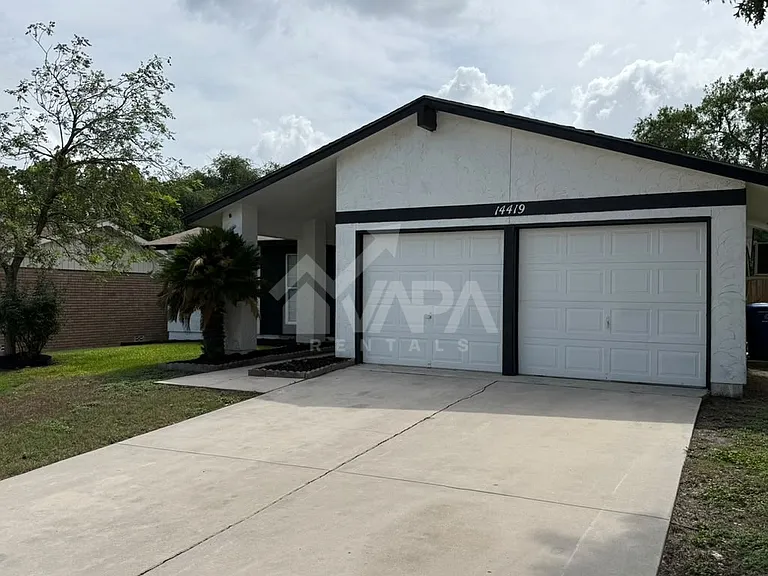 14419 Briarlake St — Photo 2