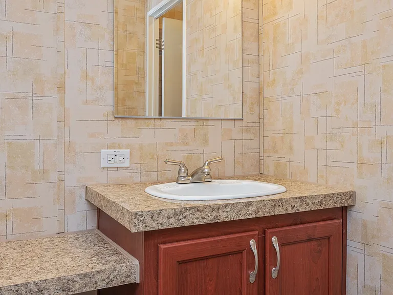 2295 Bermuda Ln — Photo 25