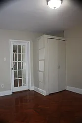 Rented by R New York