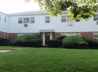 37 Cherry Hill Dr Unit 1A, Bridgeport, CT 06606