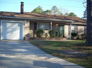 3836 Two Oaks Rd, Portsmouth, VA 23703