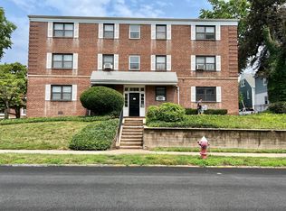 194 Union Ave APT A, Rutherford, NJ 07070