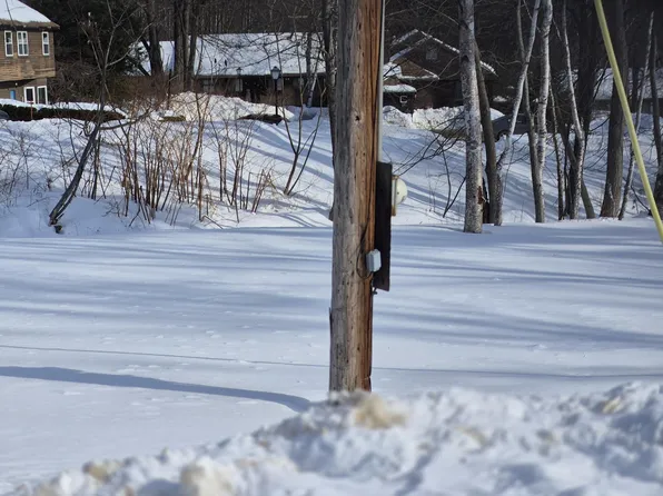 78 Backkingdom Road, Mexico, ME 04257