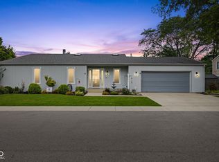 1050 Rocky Ford Rd, Columbus, IN 47203