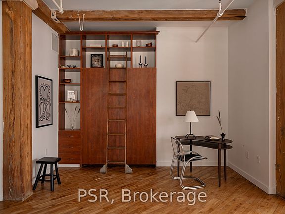 5th image of 90 Sherbourne St #407