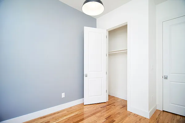 Rented by Nest Seekers International | media 35