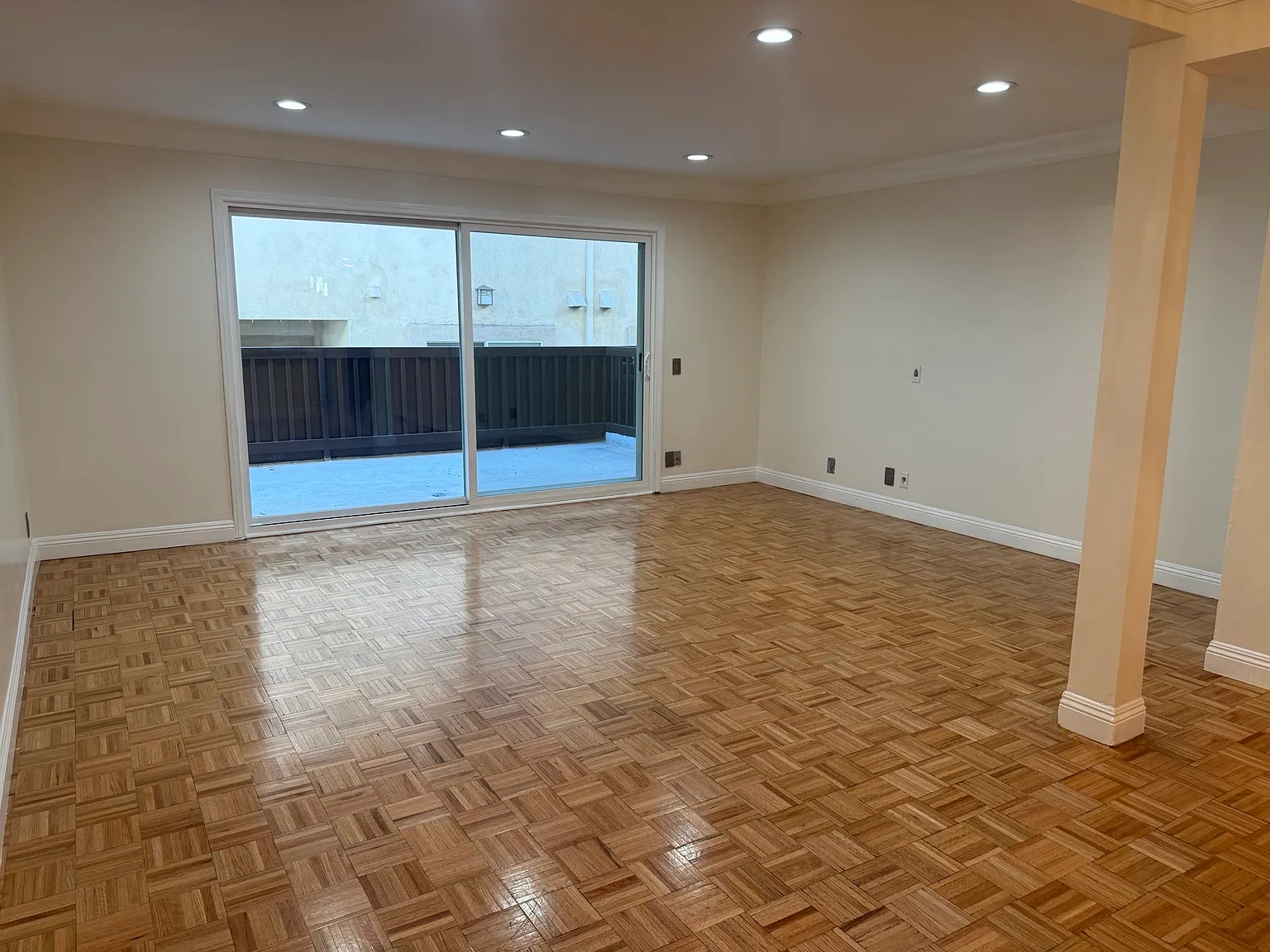 2 bed, 1.5 bath, 1250 sqft, $3,500 — Photo 1