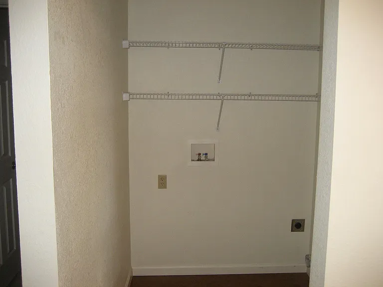 1820 Lower Ridgewood Blvd — Photo 15