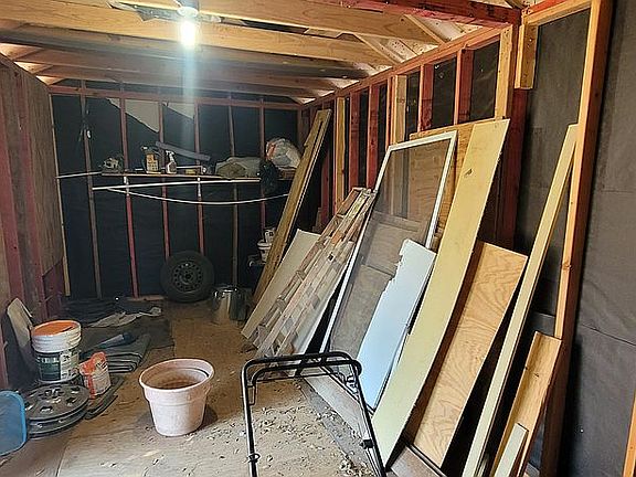 Shed