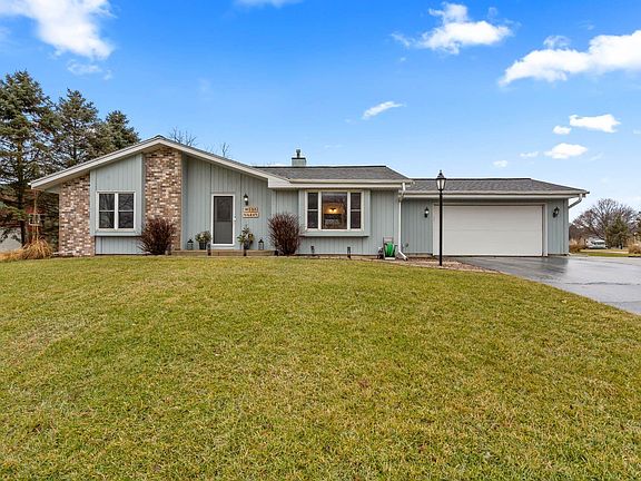 2nd image of W233N6449 Kneiske Dr