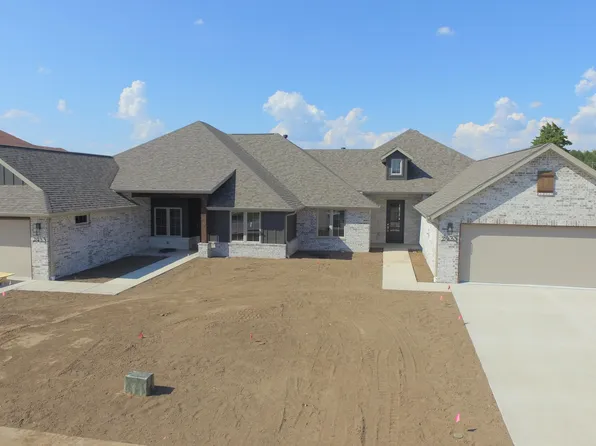 2413 E Swallow Street, Springfield, MO 65804