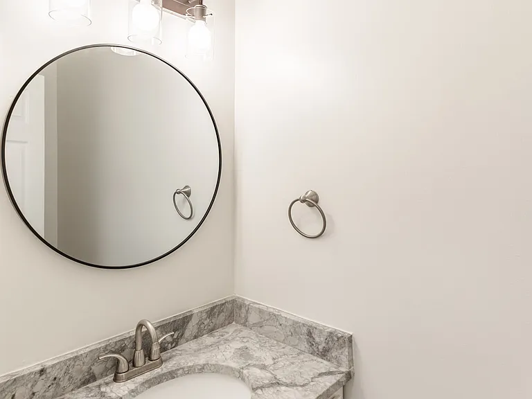 122 Sleepy Hollow Ct — Photo 13