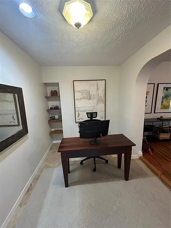 2 bed, 2.0 bath, 1300 sqft, $3,400 — Photo 3