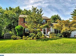 4 Carriage Dr, Downingtown, PA 19335