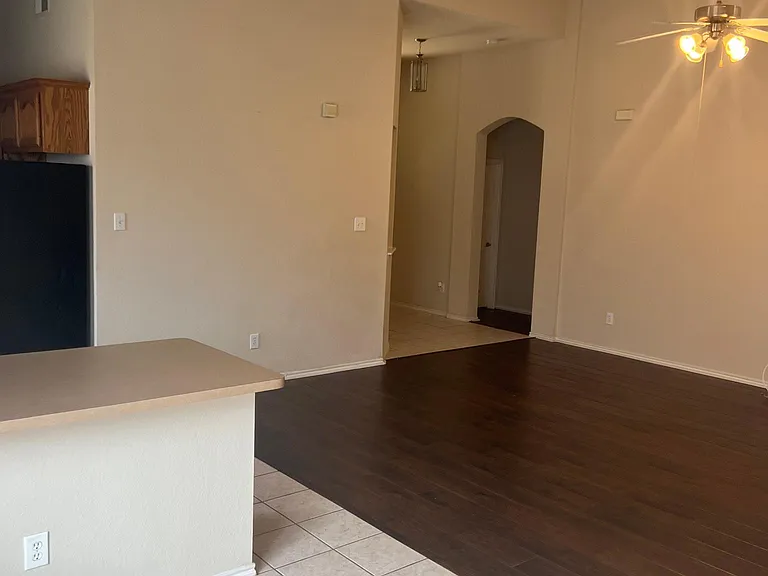 6101 Melanie Dr — Photo 13