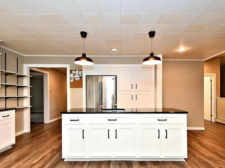 550 N Sanatoga Rd — Photo 1