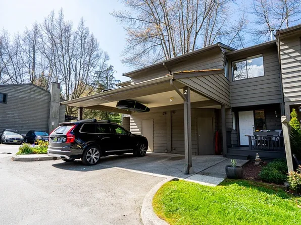 1960 Rufus Dr #2, North Vancouver, BC V7J 3L7