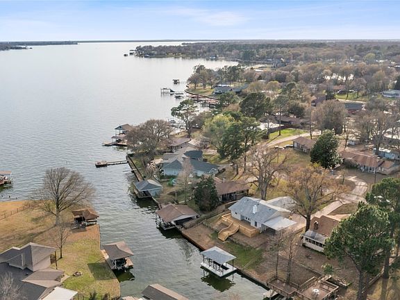 207 Lake Front Dr, Mabank, TX 75156 | Zillow