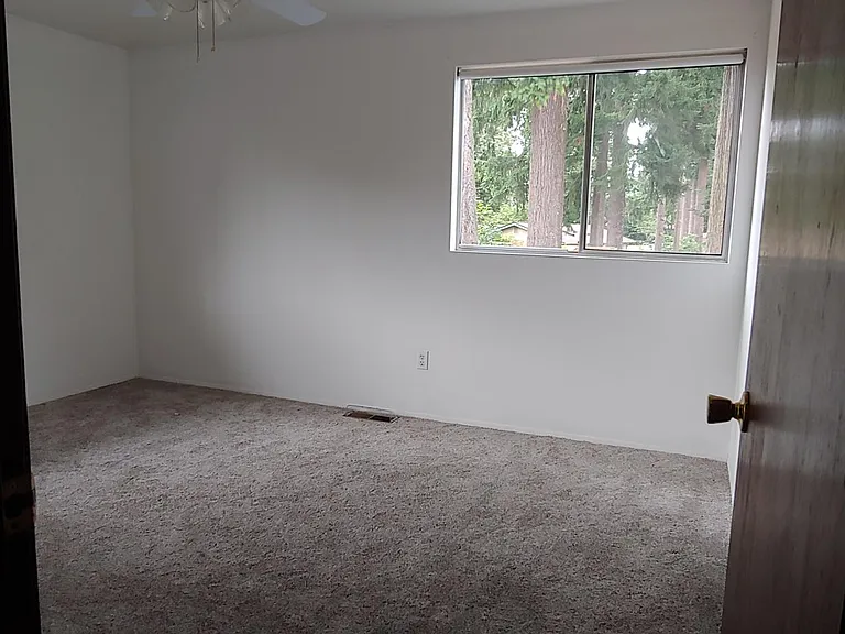 Bedroom #1